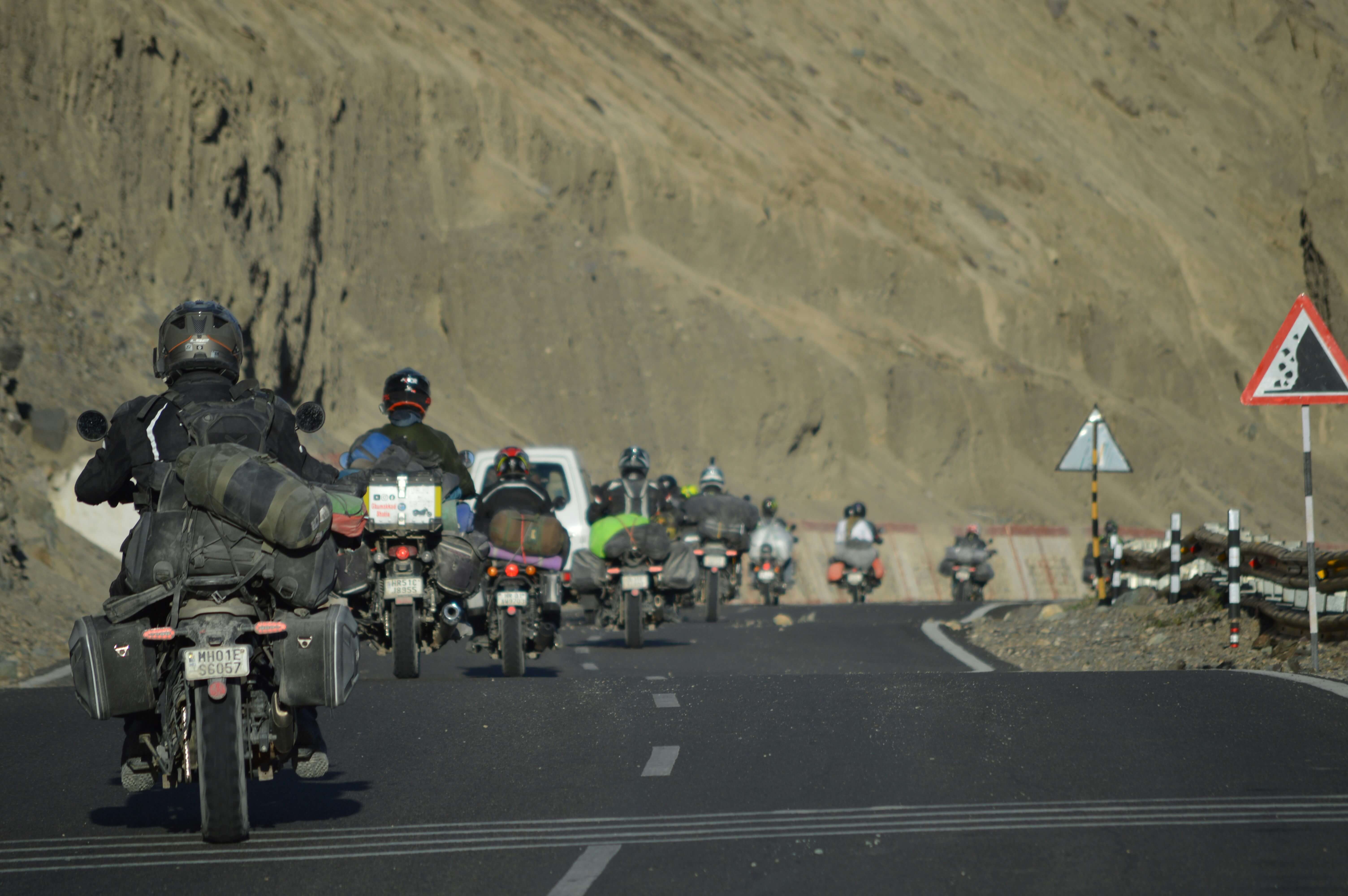 Manali Leh Umling La Srinagar Bike Tour